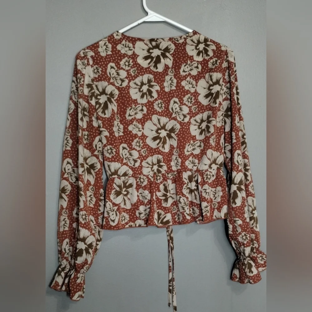 Shein Floral Rust Blouse Size (M)